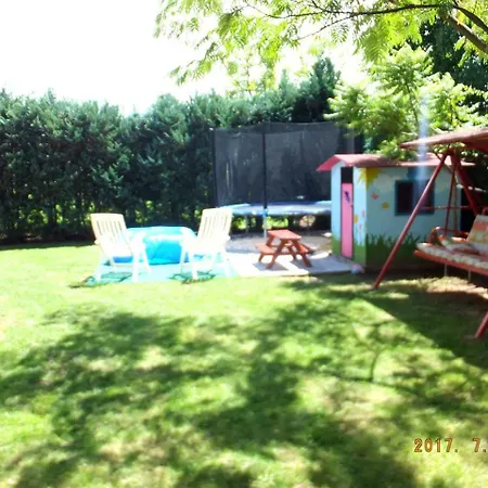 Apartament In 27627